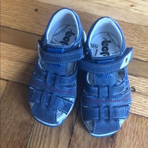 Toddler sandals